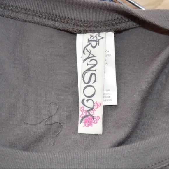 Ransom ‘Kiss Me I’m Irish’ Glitter & Sequin Graphic Gray Tee, Size XL - Picture 3 of 4